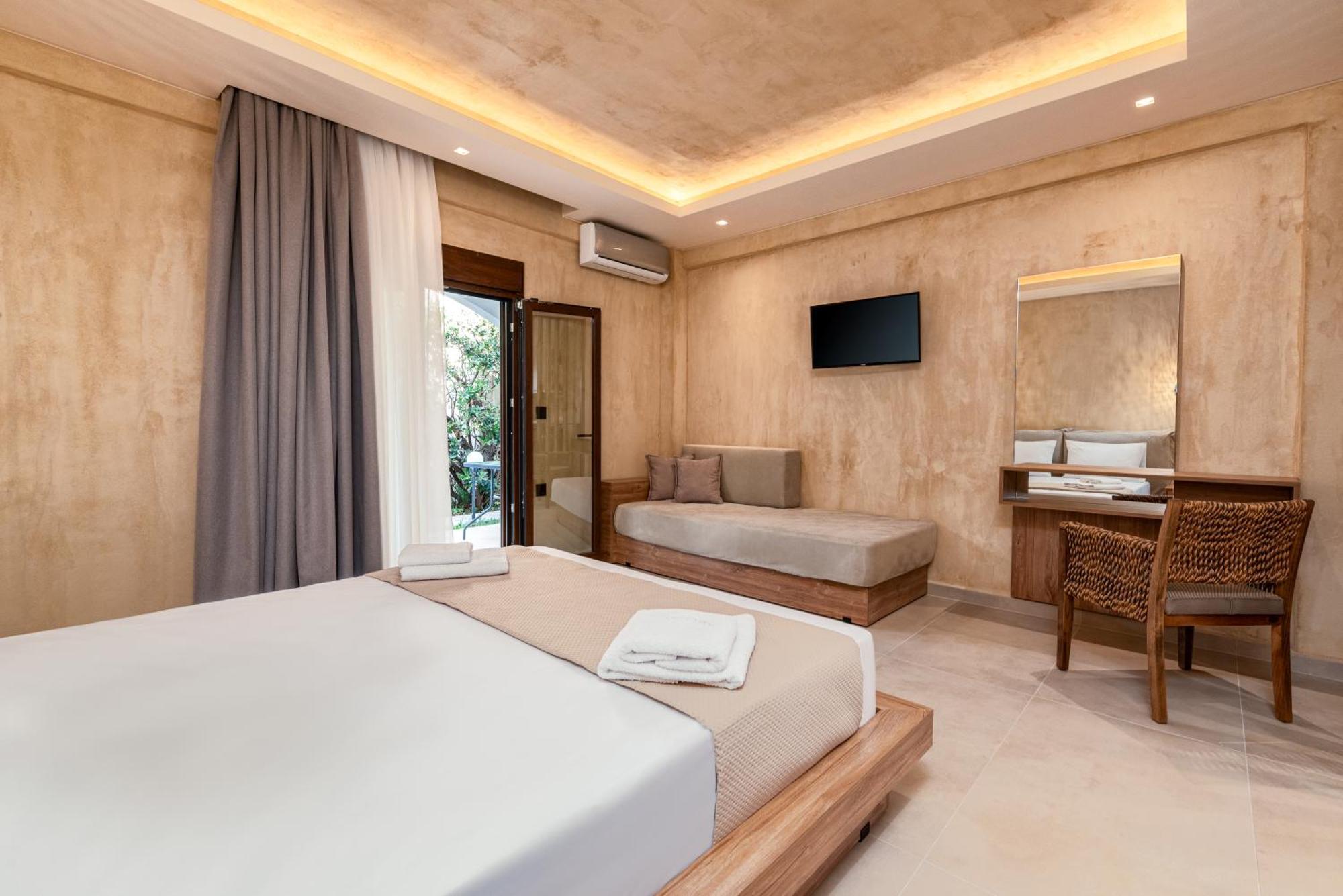 Odyssey Accommodation Пефкохори Экстерьер фото